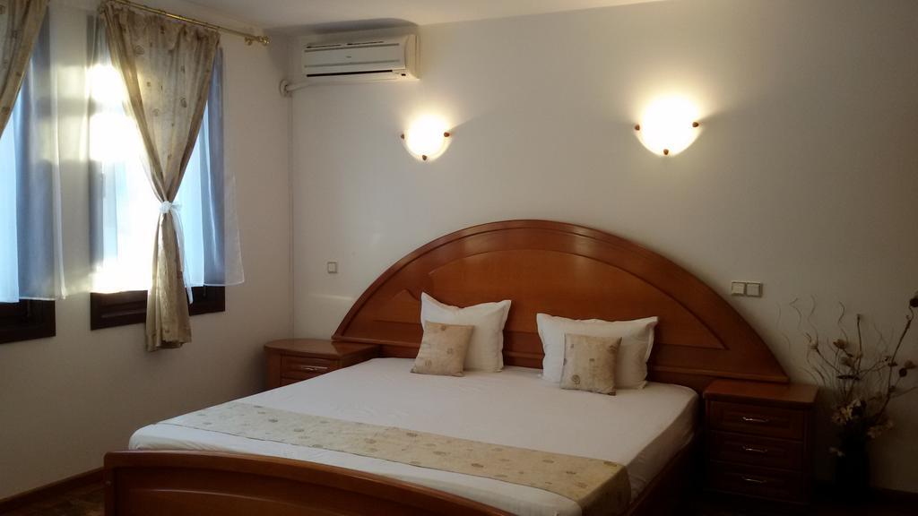 Family Hotel Elegance Arbanasi Eksteriør bilde