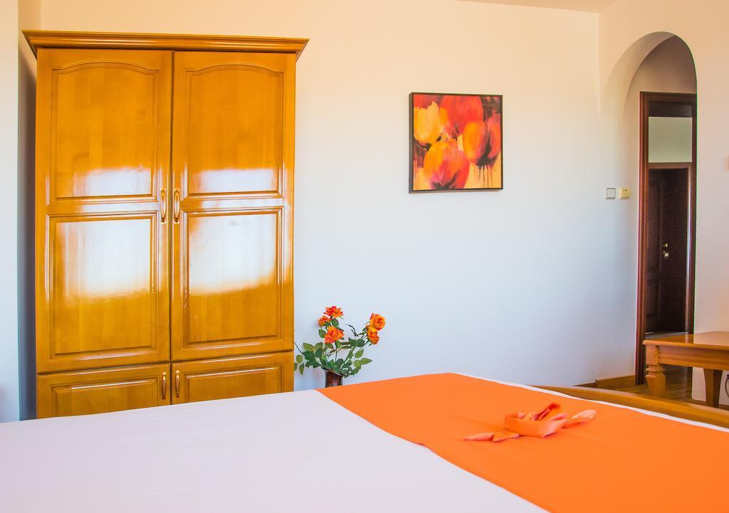 Family Hotel Elegance Arbanasi Rom bilde