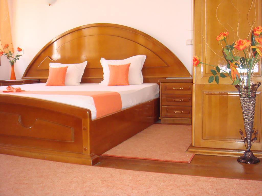Family Hotel Elegance Arbanasi Rom bilde
